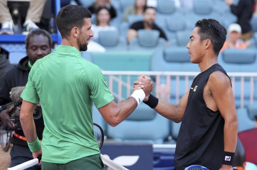 和田宇宙地毯队夺得2025新疆阿图什杯冠军，冠军奖金100万元